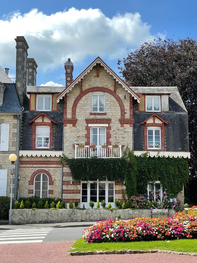 Le Grand Chalet Bagnoles de l'Orne Normandie Buitenkant foto