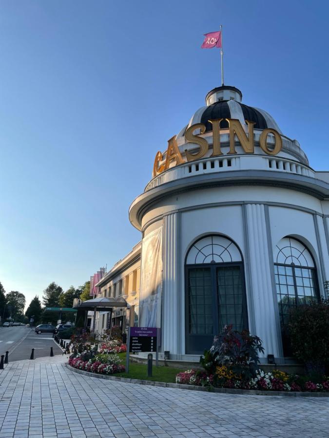 Le Grand Chalet Bagnoles de l'Orne Normandie Buitenkant foto